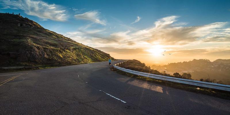 筑牢工业安全防线：从安全鞋到呼吸器的关键防护装备解析